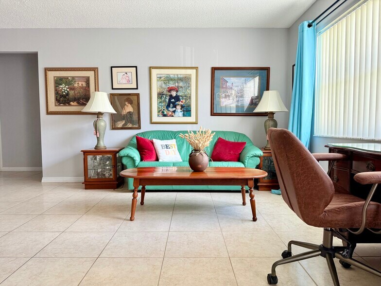 Building Photo - 4439 Black Fox Dr