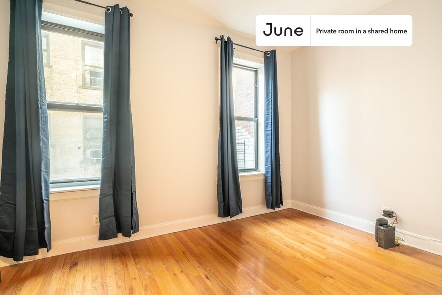 Primary Photo - Room in Shared 2 bed/1 bath home