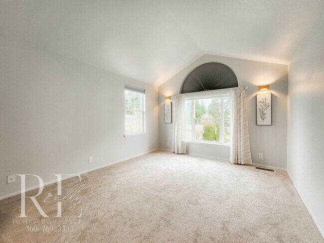 Building Photo - Modern Elegance Meets Tranquil Lakeside Living On Osprey Circle