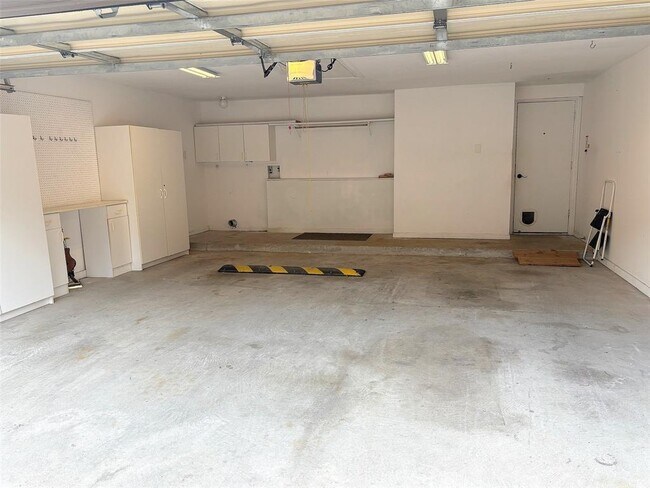 Building Photo - 1201 Bering Dr