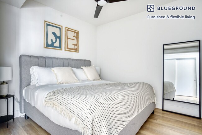 Building Photo - 447 17th St