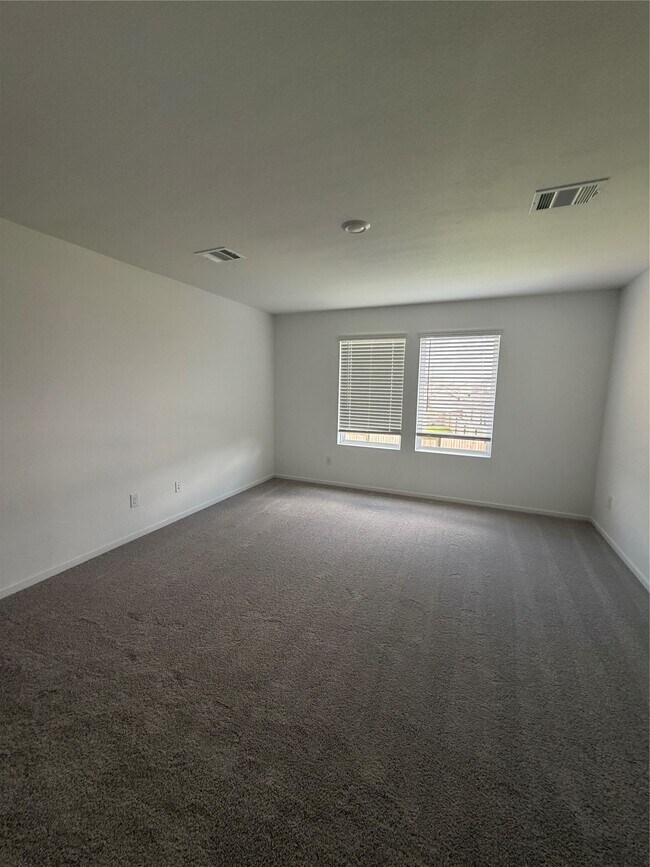 Building Photo - 10418 Birds Nest Dr