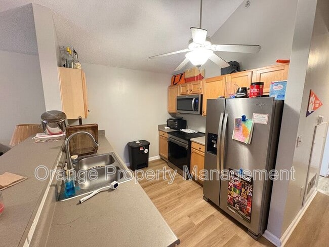 Building Photo - 1331 Harts Ridge Dr