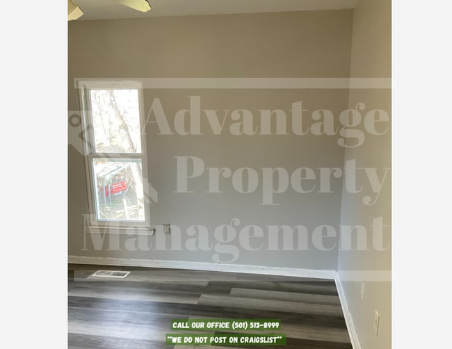 Building Photo - 801 St Vincent St