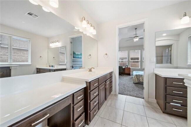 Building Photo - 253 Fannin Battleground Ln