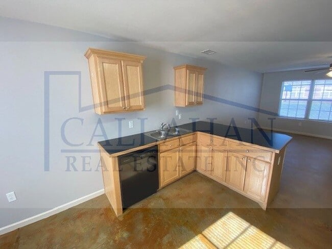 Building Photo - 8001 Langer Ln