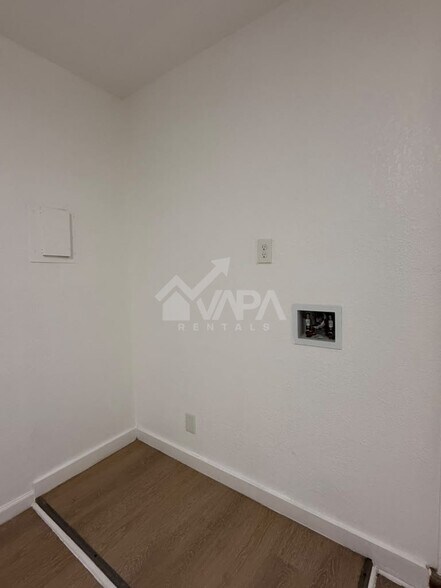 Building Photo - 5014 Galahad Dr