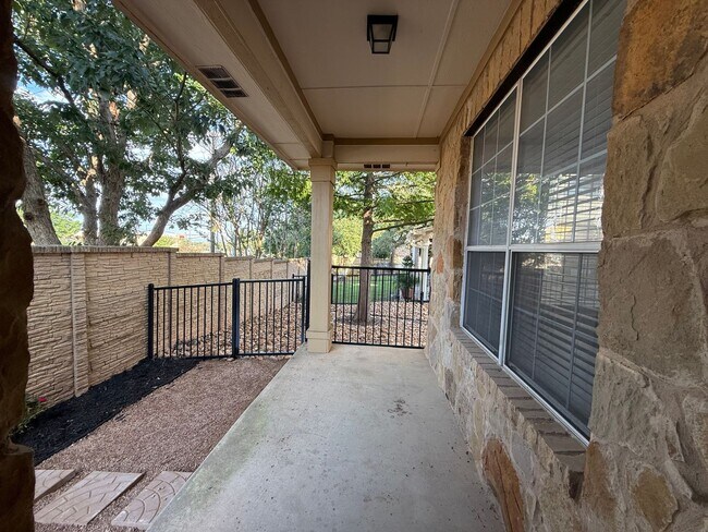 Building Photo - Great 2 Bed 2 Bath Condo!
