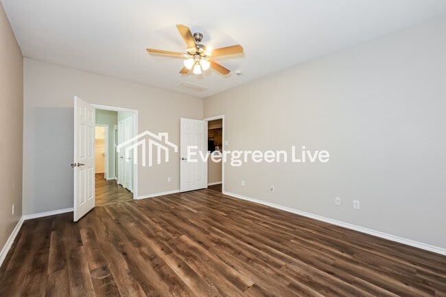 Building Photo - 6520 Payton Dr