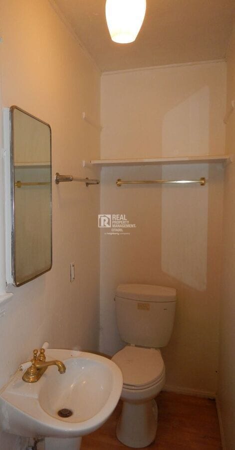 Building Photo - 172 E Claremont St