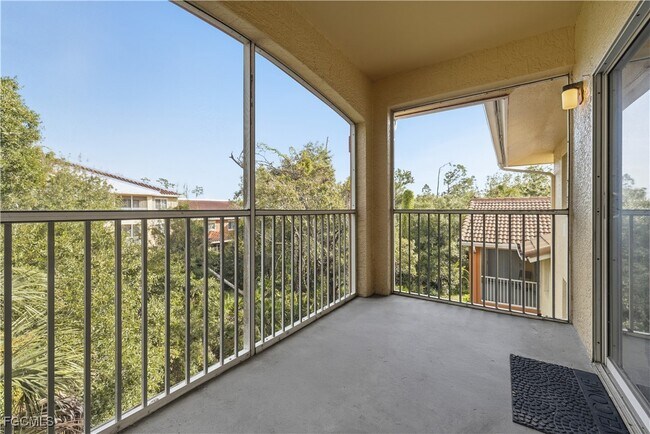 Building Photo - 6321 Aragon Way