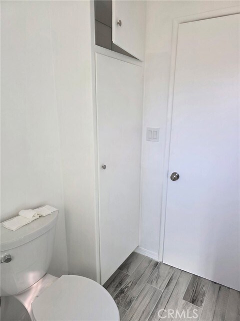 Building Photo - 928 W Angeleno Ave