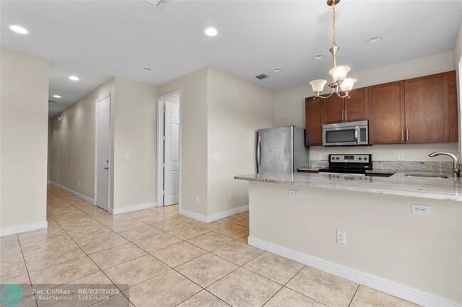 Building Photo - 6918 Long Pine Cir