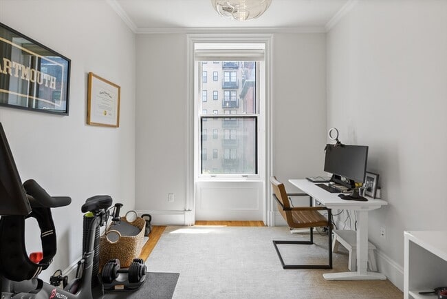 Building Photo - 101 Beacon St