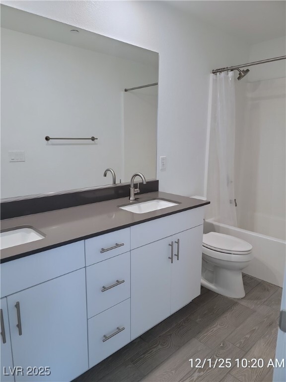 Building Photo - 3210 Centano Ave