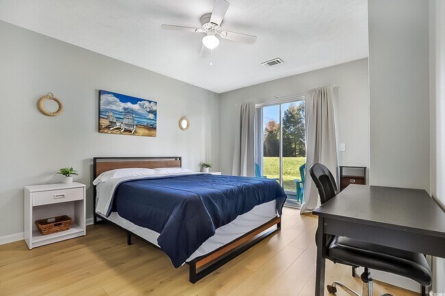 Building Photo - 510 White River Dr