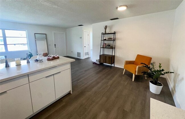 Building Photo - 9040 NW 26th Pl