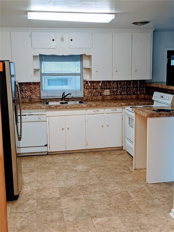 Building Photo - 1310 W Woodlawn Ave