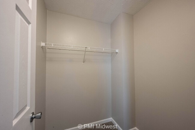 Building Photo - "Spacious 4-Bedroom Retreat on Georgetown ...