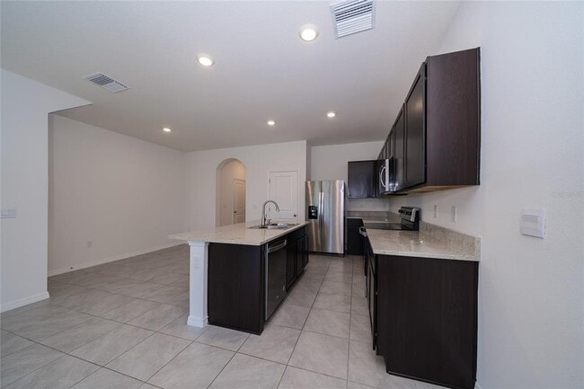 Building Photo - 34354 Redwood Dawn Ln