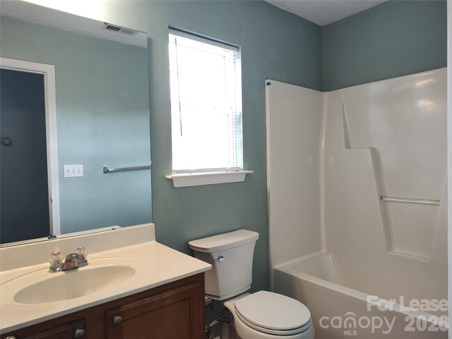 Building Photo - 5226 Beam Lake Dr