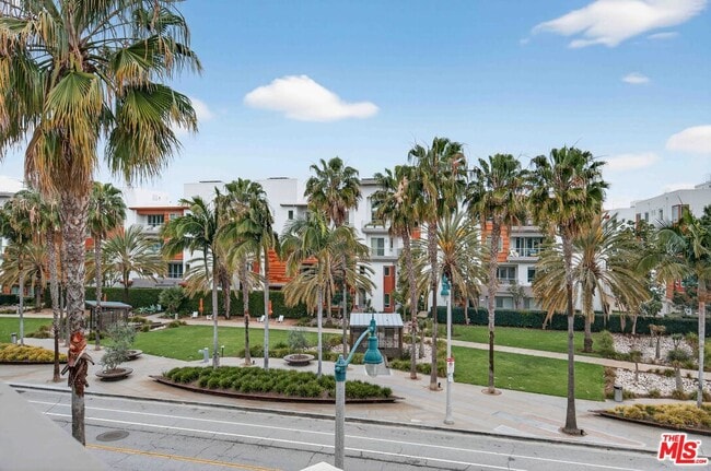 Building Photo - 12682 Millennium Dr