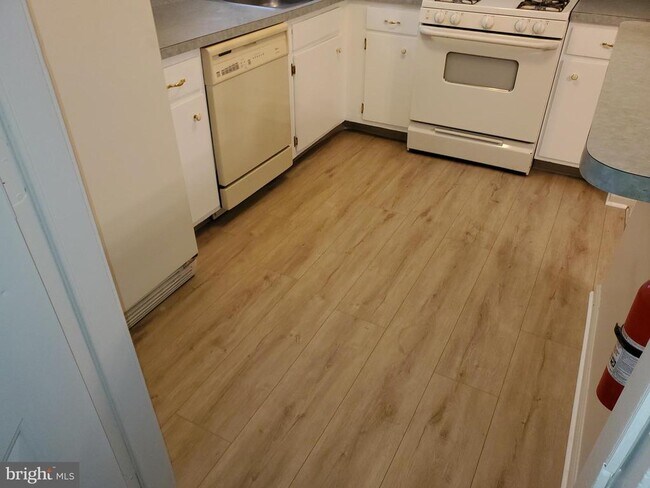 Building Photo - 4509 Rosemarie Dr