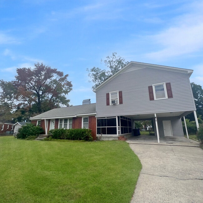 Primary Photo - 2803 Jackson Dr