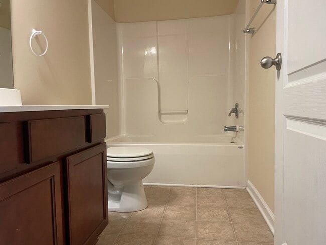 Building Photo - 342 Falcon Run