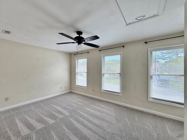 Building Photo - Available NOW! Unique Home in Wesleyan Cha...