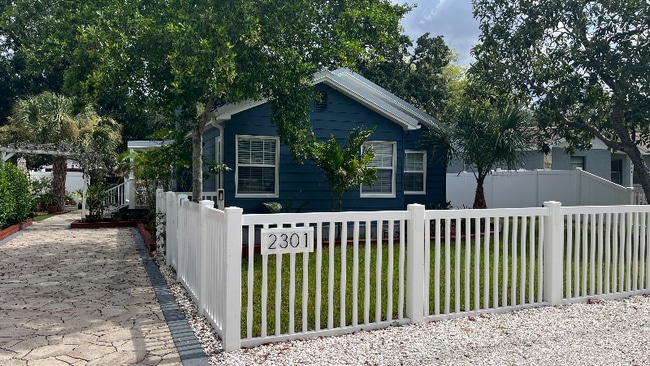 Building Photo - 2301 W Idlewild Ave