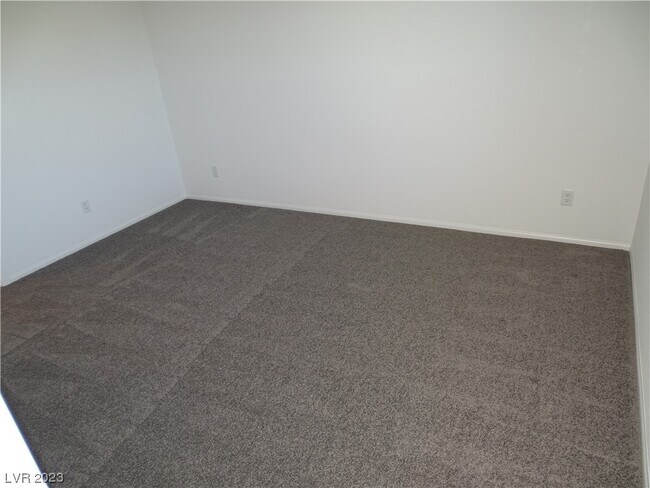 Building Photo - 10589 Sariah Skye Ave