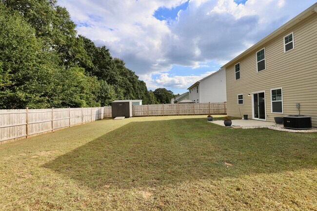 Building Photo - 115 Whitetail Cir