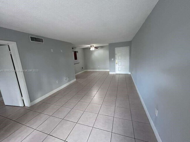 Building Photo - 15201 SW 80th St