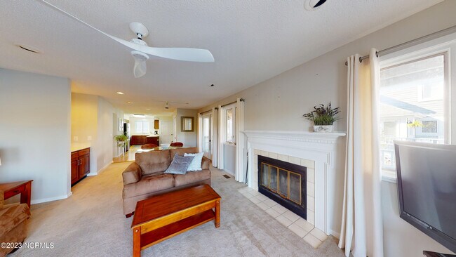 Building Photo - 1714 Deerfield Dr SW