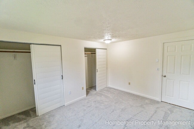 Building Photo - Recently Updated Single Family Home On The...