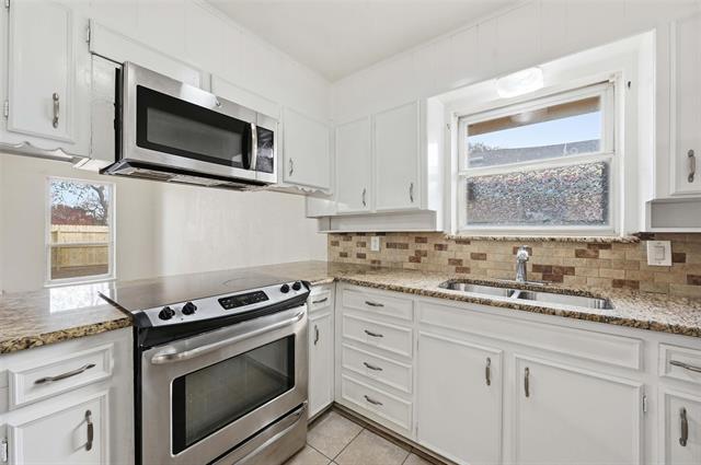 Building Photo - 1661 Juniper Ln