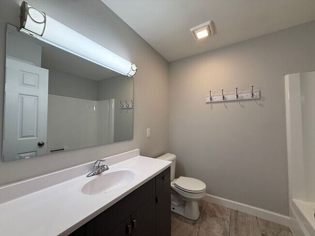 Building Photo - $3,200 | 5 Bedroom, 3 Bathroom House | No Pets | Available for Immediate Move In!