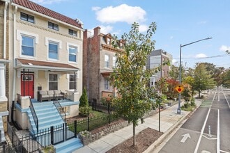 Building Photo - 4115 5th St NW