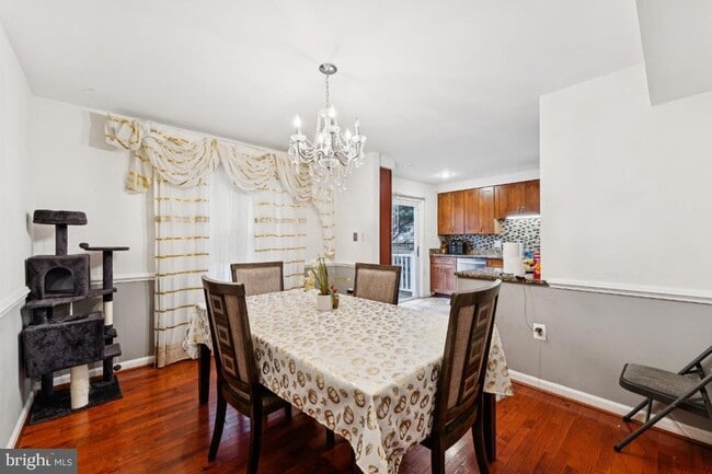 Building Photo - 14430 Bakersfield Ct