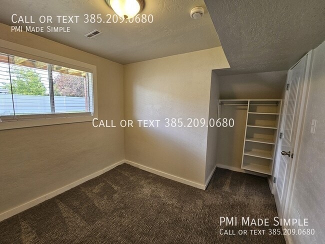 Building Photo - 260 S 400 E