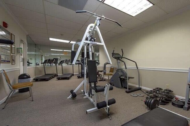 Building Photo - 10777 W Sample Rd