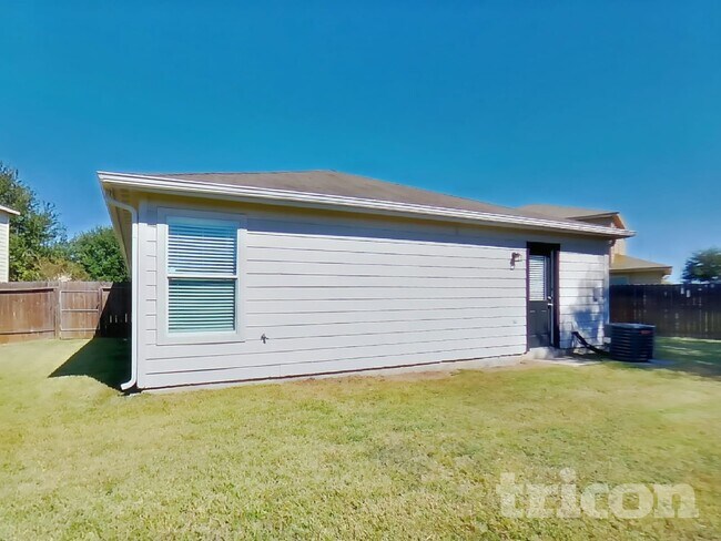 Building Photo - 6930 Waterlilly View Ln