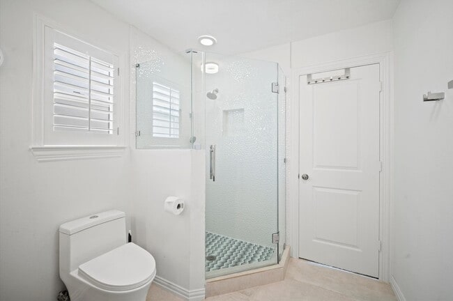 Building Photo - 2206 Summer Blossom Ln
