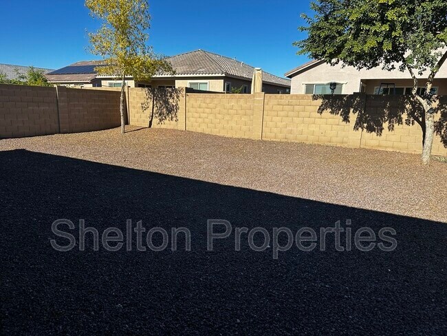 Building Photo - 16562 W Charlotte Dr