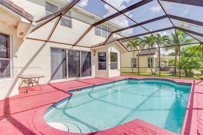 Building Photo - 2231 SW 164th Ave