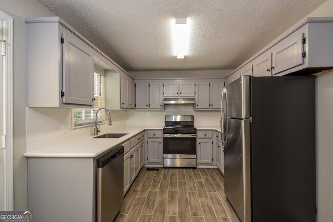 Building Photo - 39 Timber Trail SW