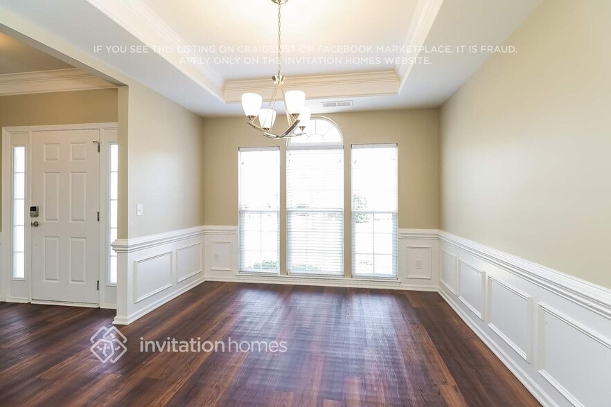 Building Photo - 15415 Saxon Trace Ct