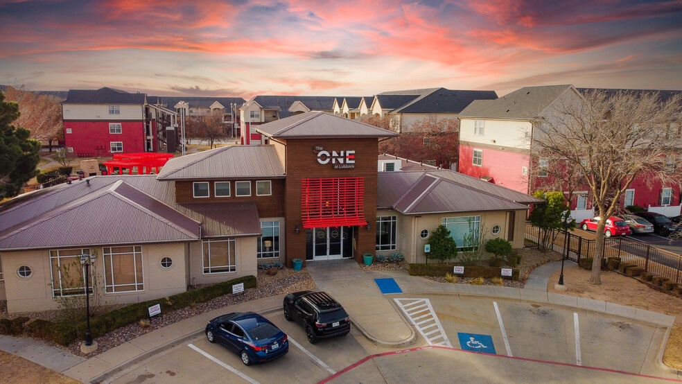 Primary Photo - The One at Lubbock