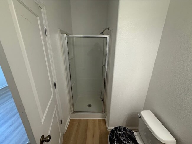 Building Photo - 3-Bedroom Townhome in Central Richmond Near Richmond BART Station